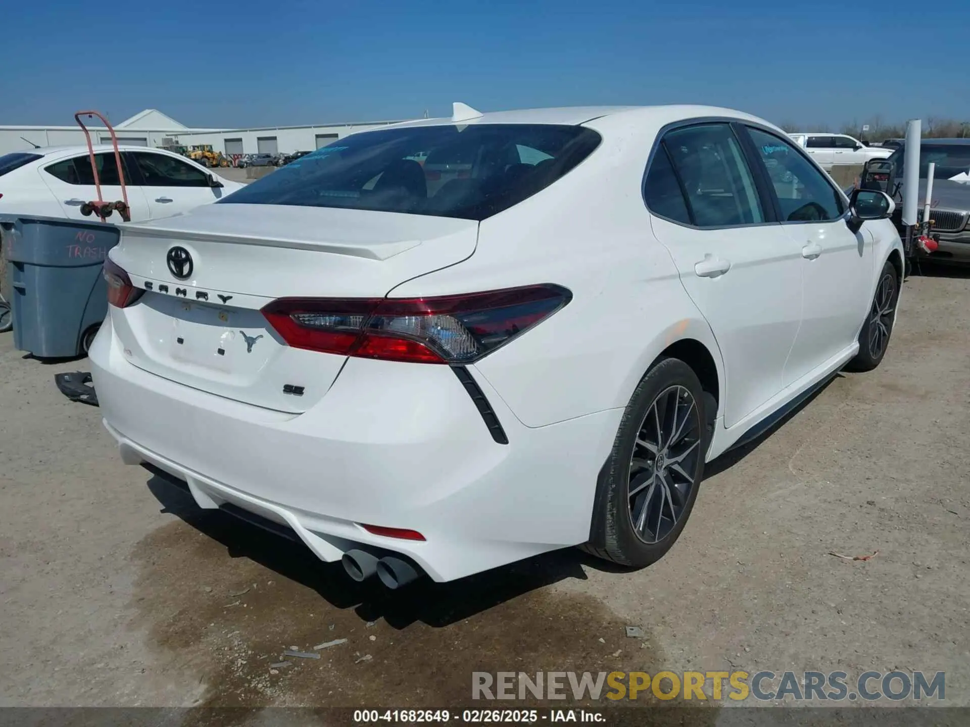 4 Photograph of a damaged car 4T1G11AK7PU821225 TOYOTA CAMRY 2023