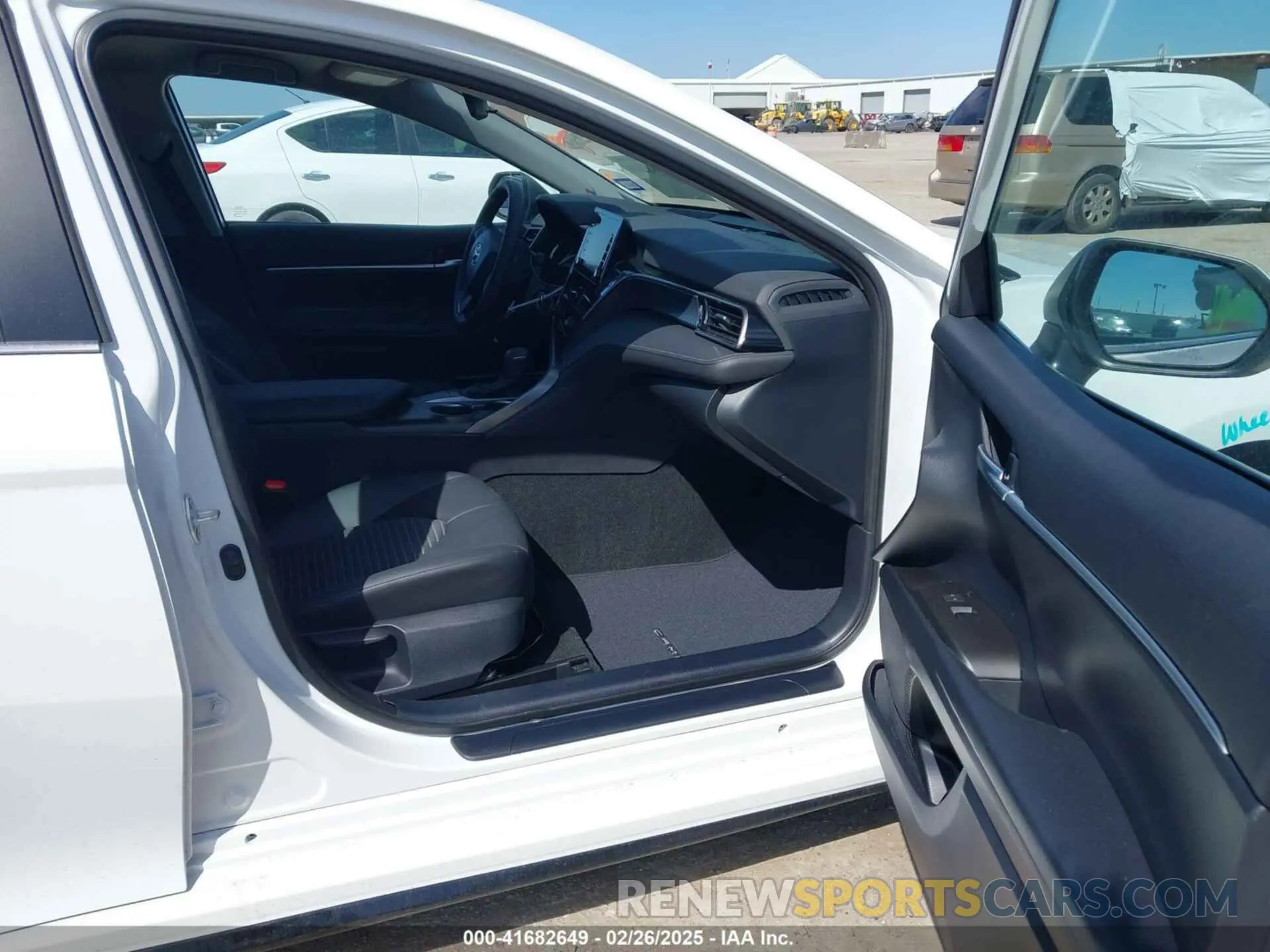 5 Photograph of a damaged car 4T1G11AK7PU821225 TOYOTA CAMRY 2023