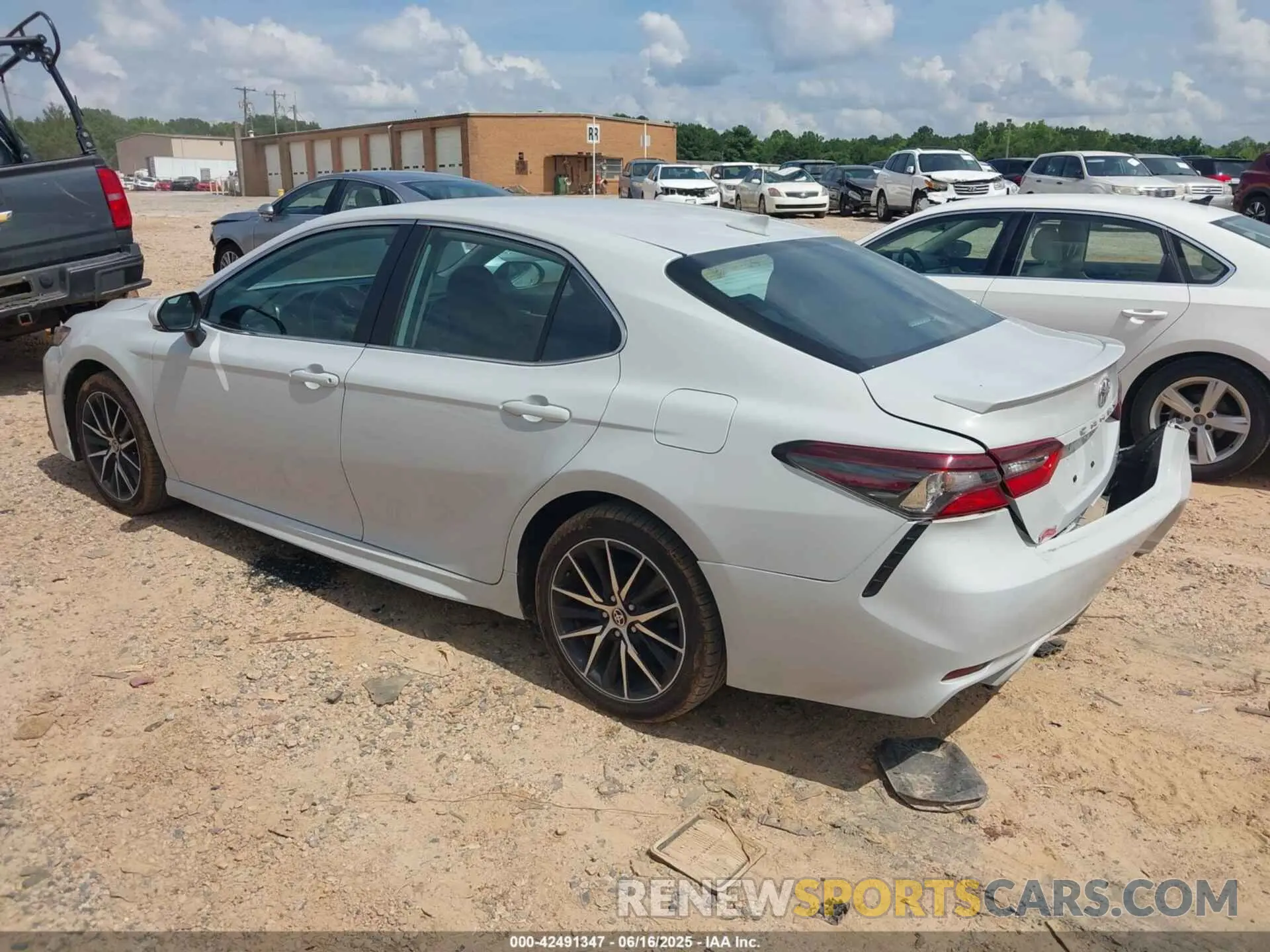 3 Photograph of a damaged car 4T1G11AK8PU097996 TOYOTA CAMRY 2023
