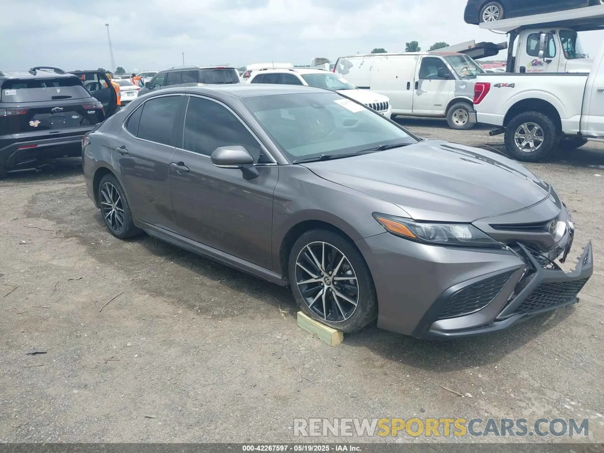 1 Photograph of a damaged car 4T1G11AK8PU798523 TOYOTA CAMRY 2023