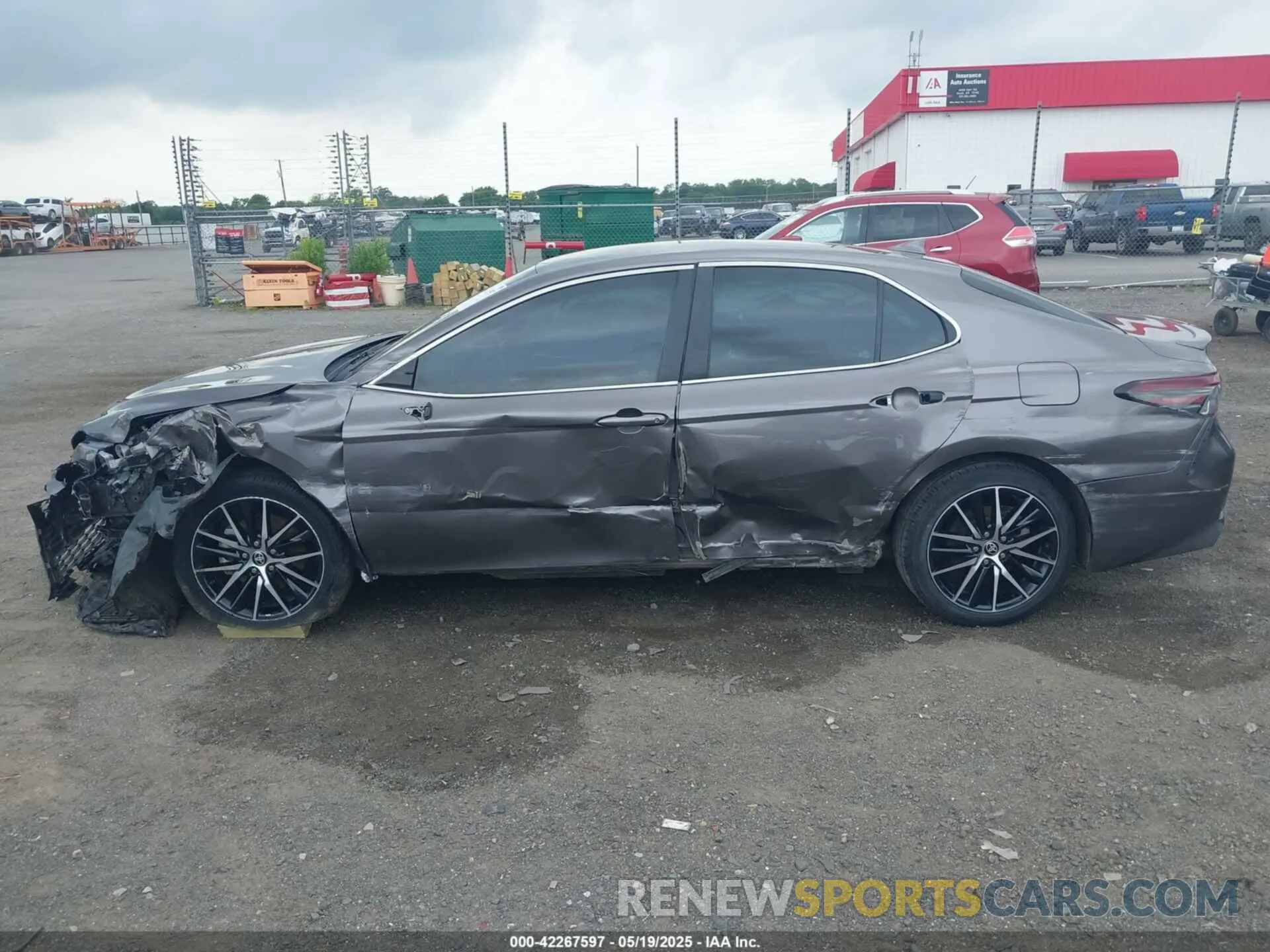 14 Photograph of a damaged car 4T1G11AK8PU798523 TOYOTA CAMRY 2023