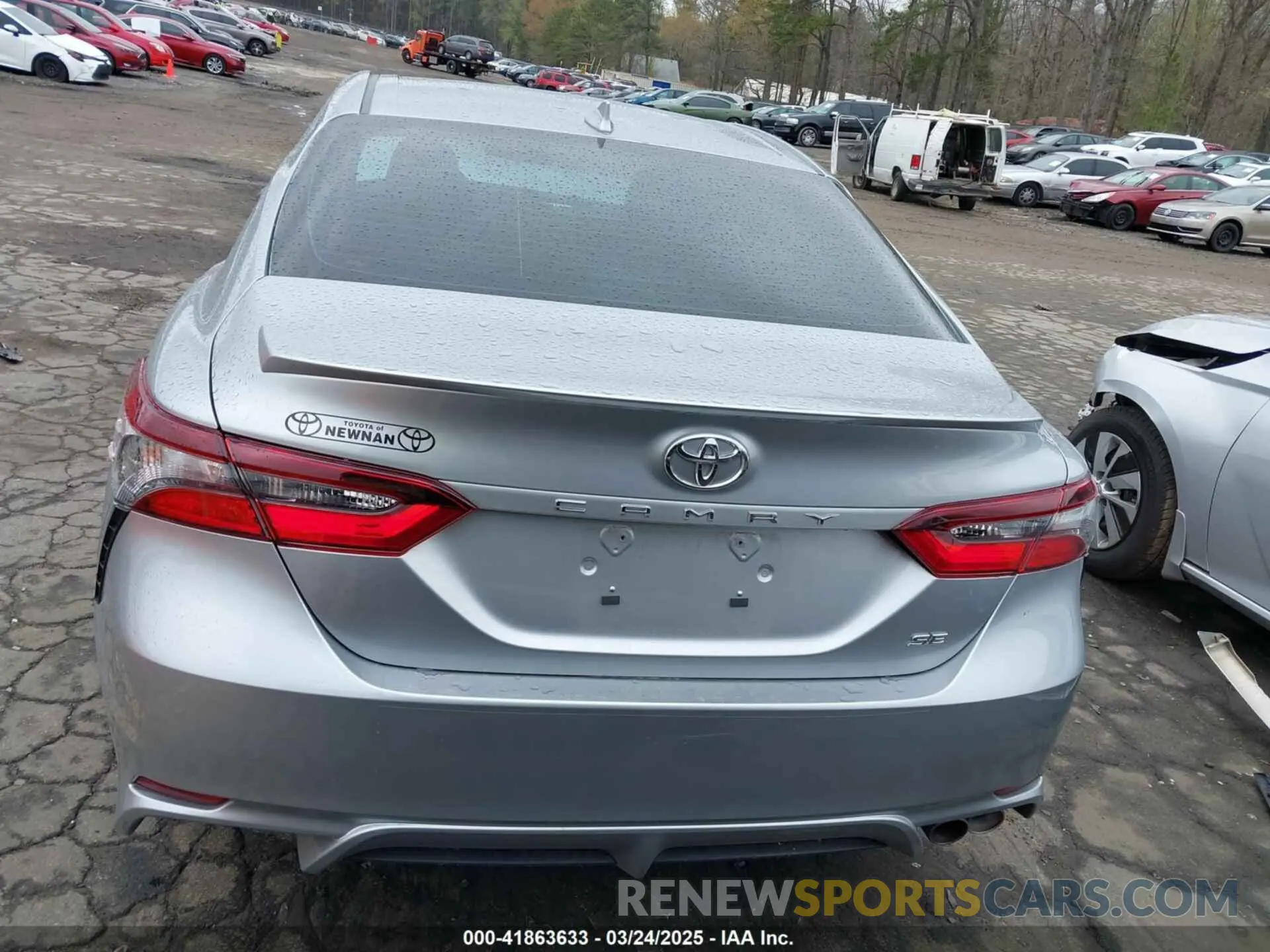 16 Photograph of a damaged car 4T1G11AK8PU801548 TOYOTA CAMRY 2023