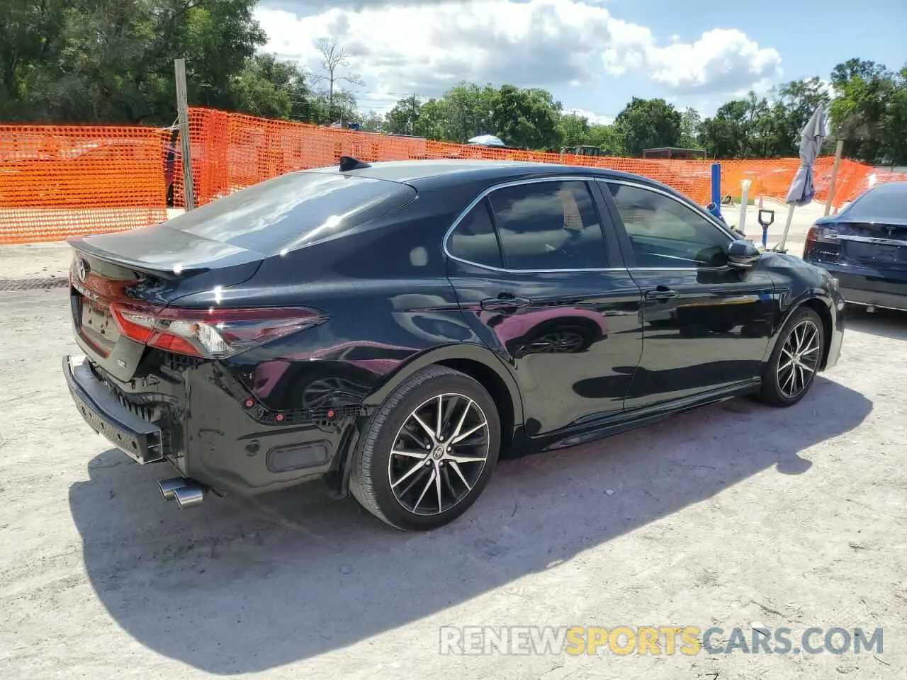 3 Photograph of a damaged car 4T1G11AK8PU811691 TOYOTA CAMRY 2023