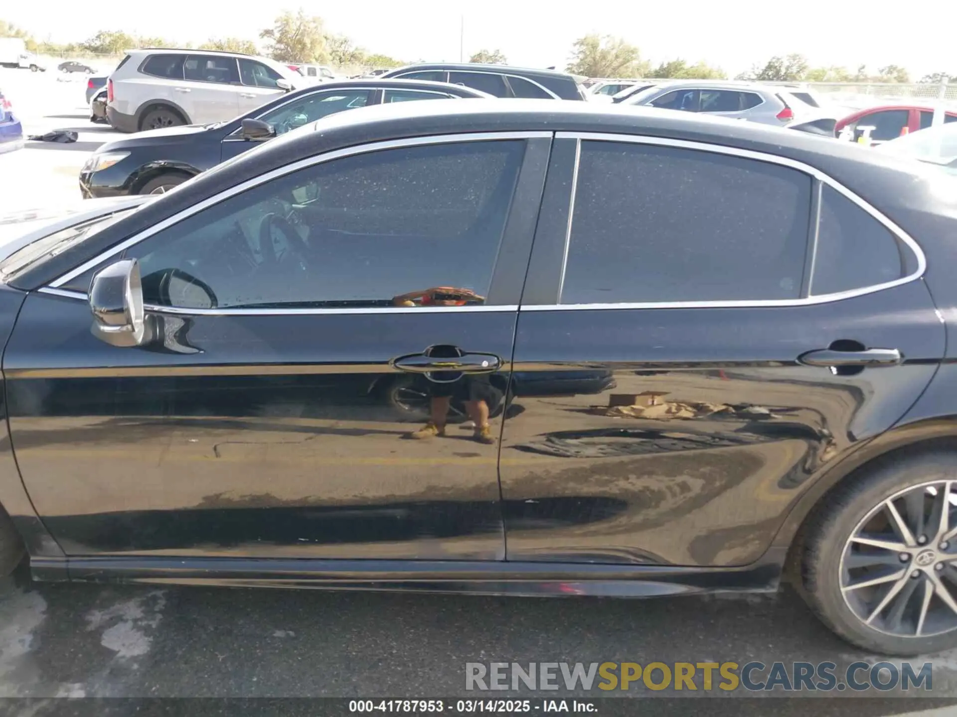 15 Photograph of a damaged car 4T1G11AK8PU839068 TOYOTA CAMRY 2023