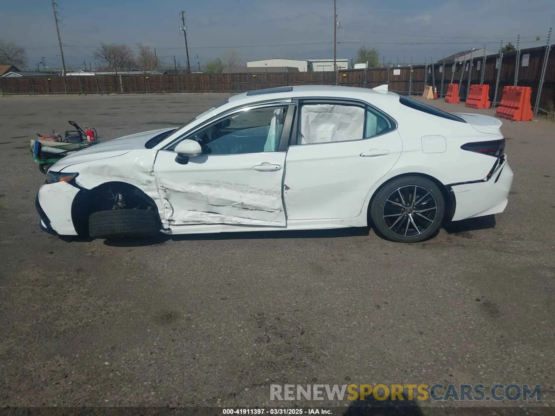 14 Photograph of a damaged car 4T1G11AK9PU170826 TOYOTA CAMRY 2023