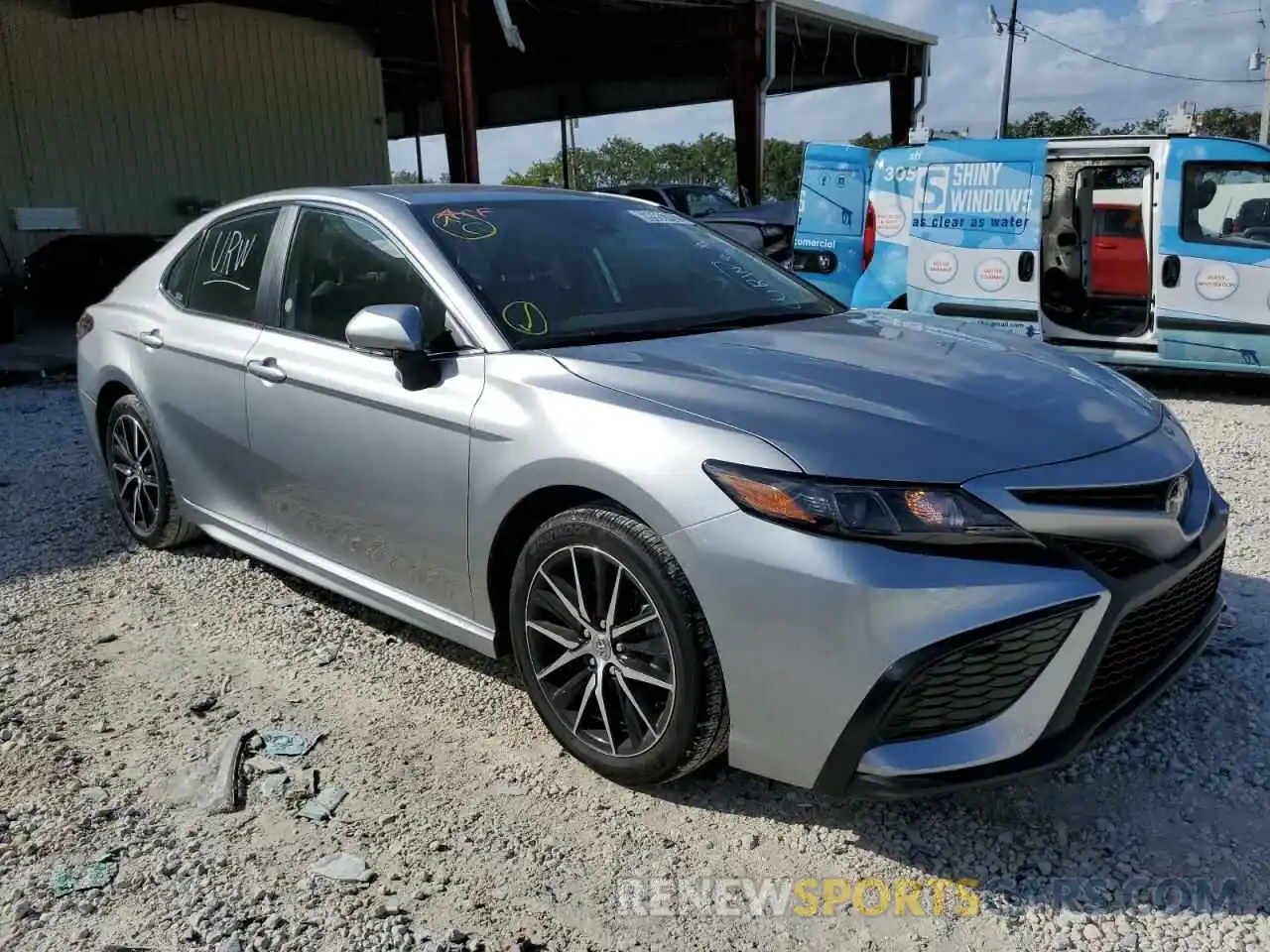 4 Photograph of a damaged car 4T1G11AK9PU721465 TOYOTA CAMRY 2023