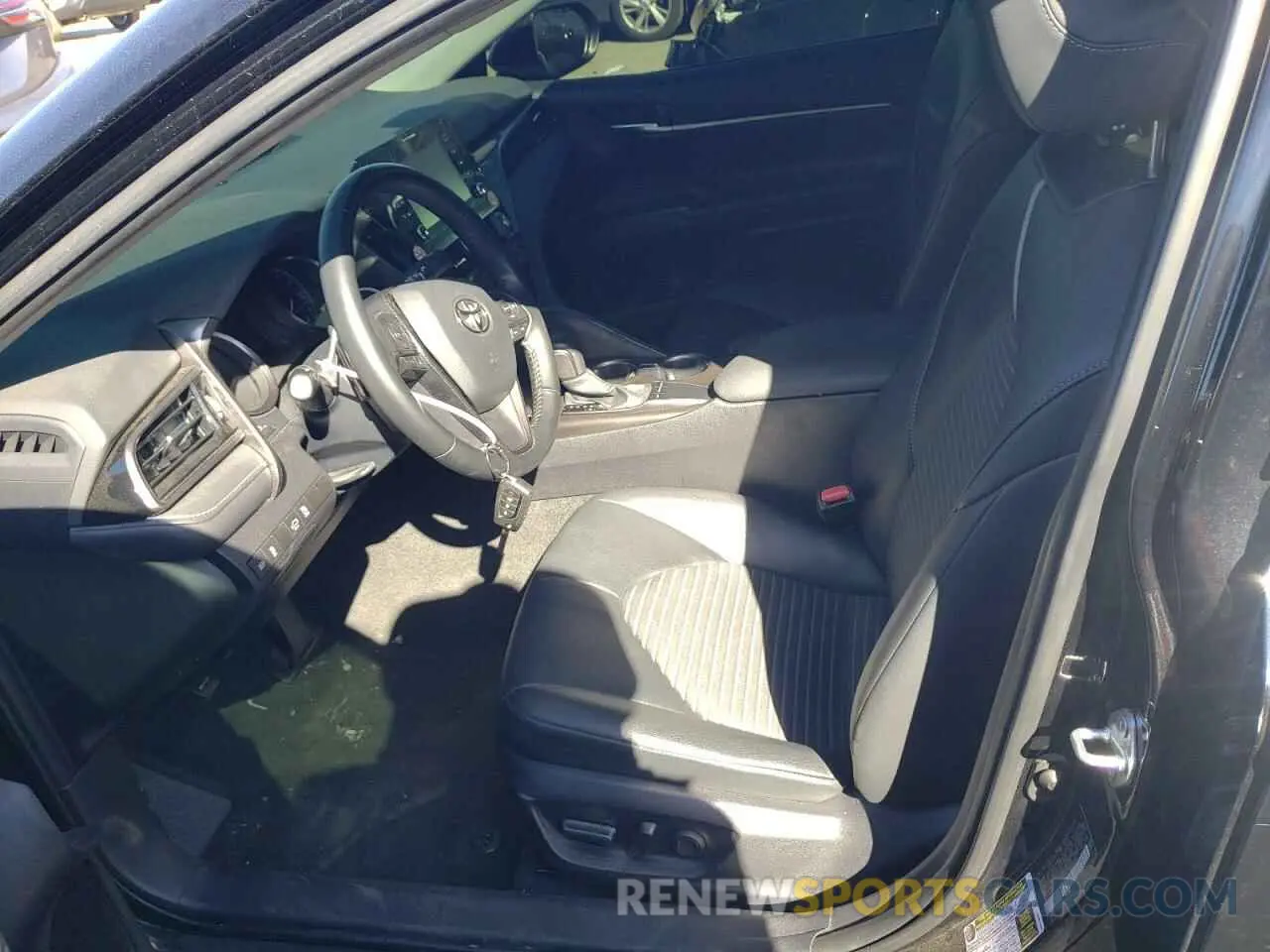 7 Photograph of a damaged car 4T1G11AK9PU762081 TOYOTA CAMRY 2023