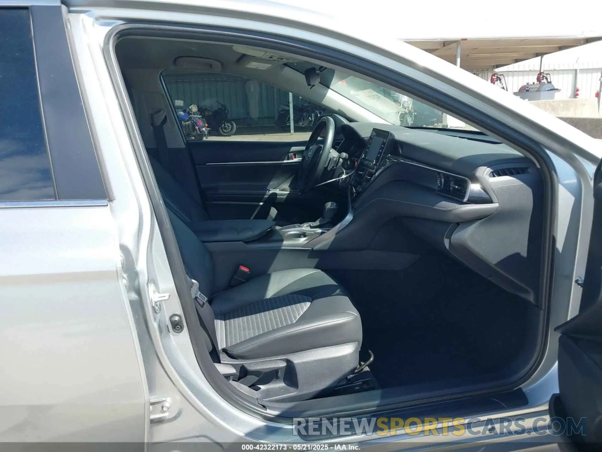 5 Photograph of a damaged car 4T1G11AK9PU829892 TOYOTA CAMRY 2023