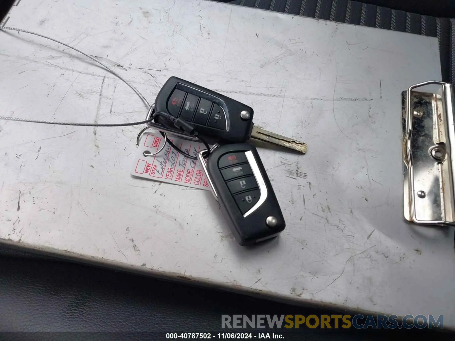 11 Photograph of a damaged car 4T1G11AKXPU738923 TOYOTA CAMRY 2023