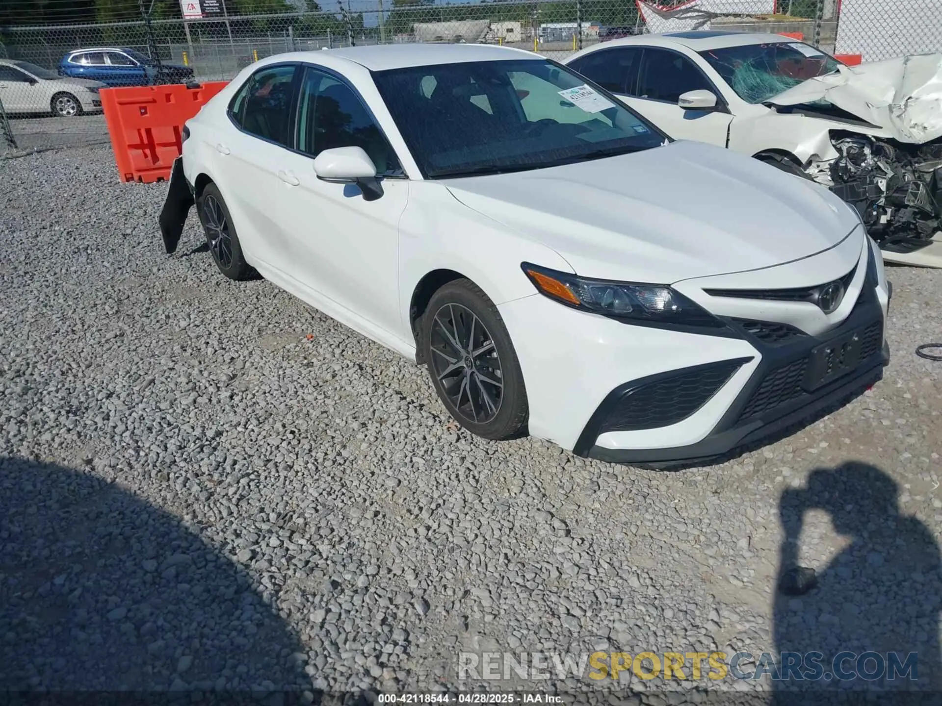 1 Photograph of a damaged car 4T1G11AKXPU768990 TOYOTA CAMRY 2023