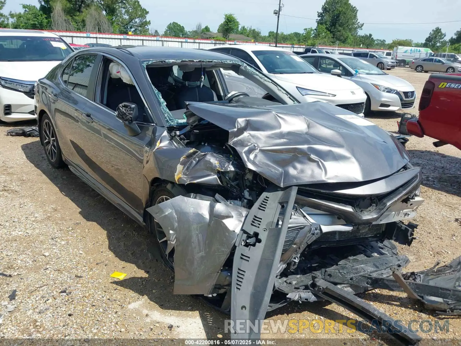 1 Photograph of a damaged car 4T1G11AKXPU800725 TOYOTA CAMRY 2023