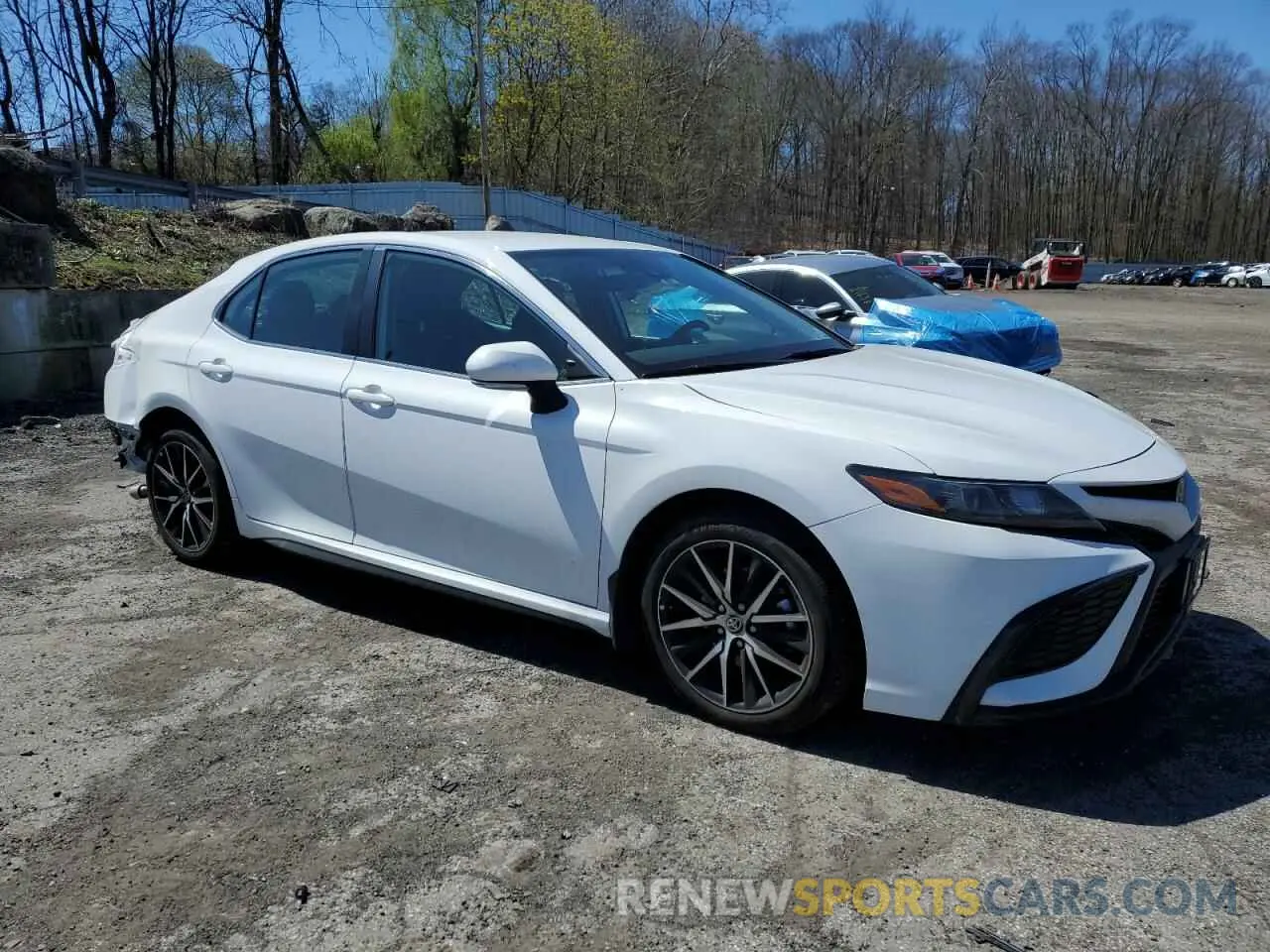 4 Photograph of a damaged car 4T1G11AKXPU815080 TOYOTA CAMRY 2023