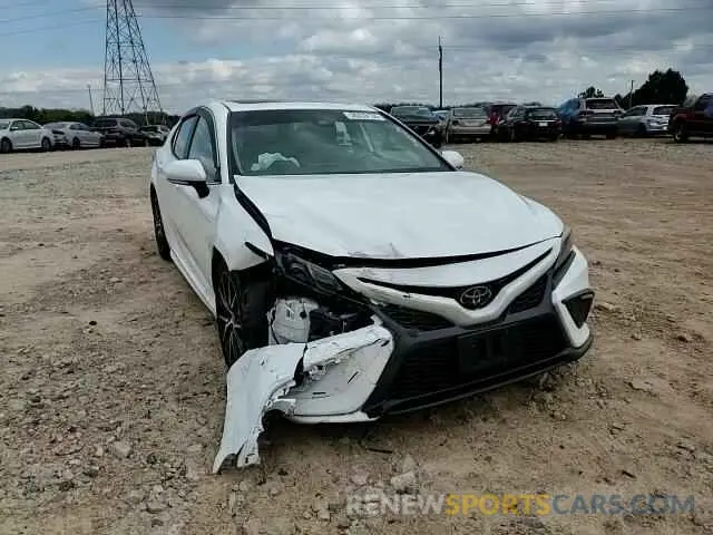 10 Photograph of a damaged car 4T1G11BK0PU084075 TOYOTA CAMRY 2023