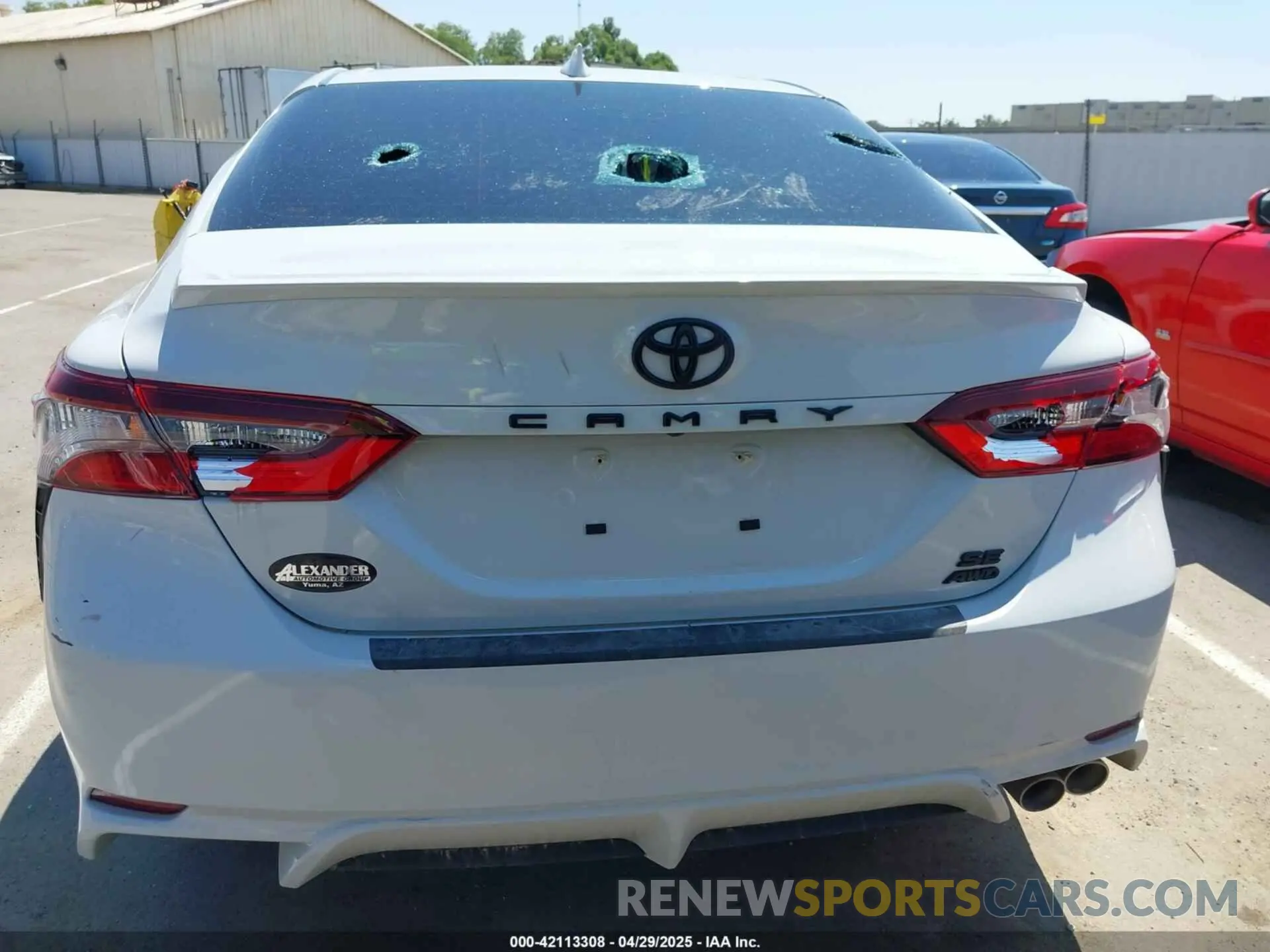 15 Photograph of a damaged car 4T1G11BK0PU099904 TOYOTA CAMRY 2023