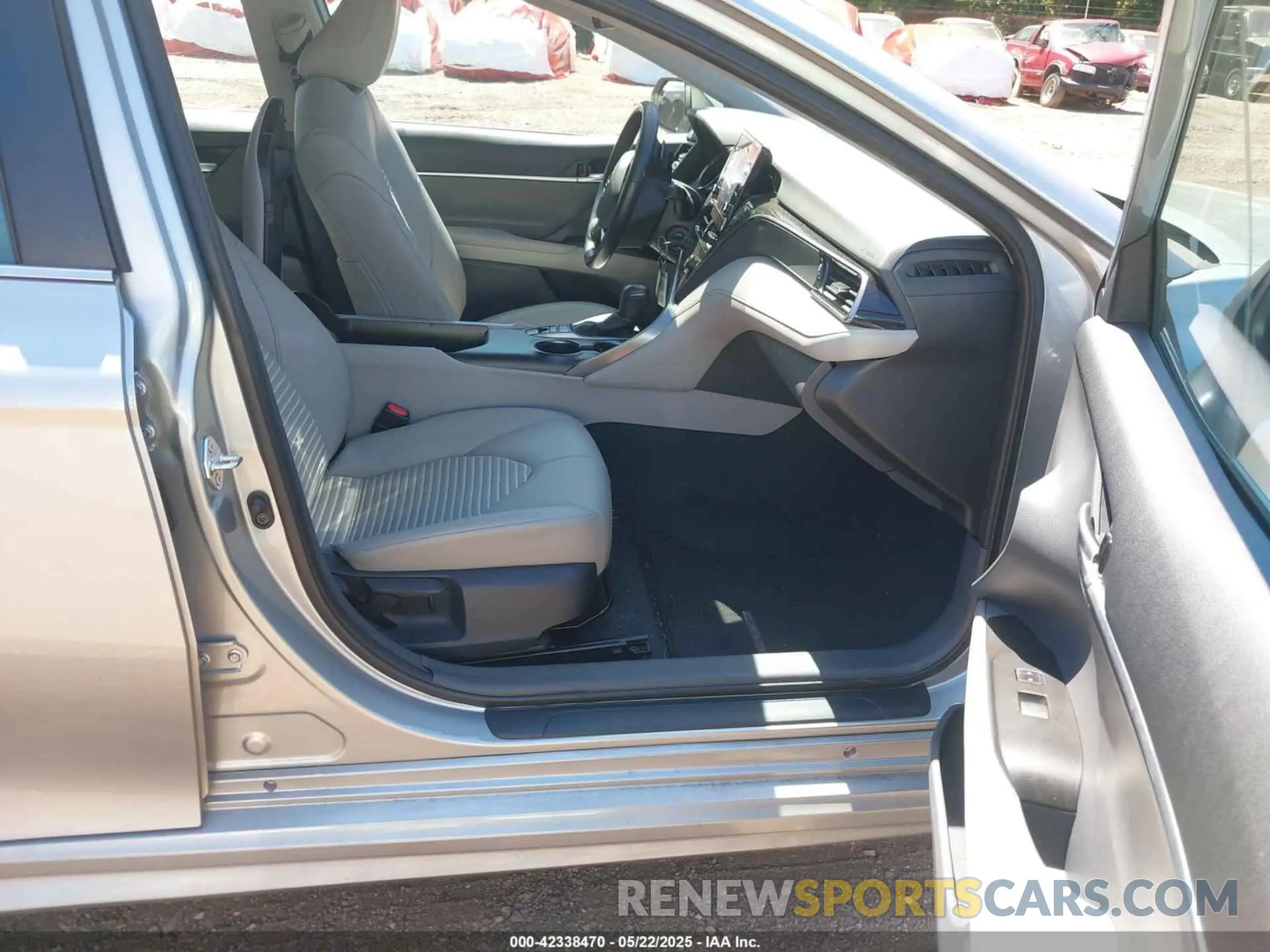 5 Photograph of a damaged car 4T1G11BK0PU103210 TOYOTA CAMRY 2023