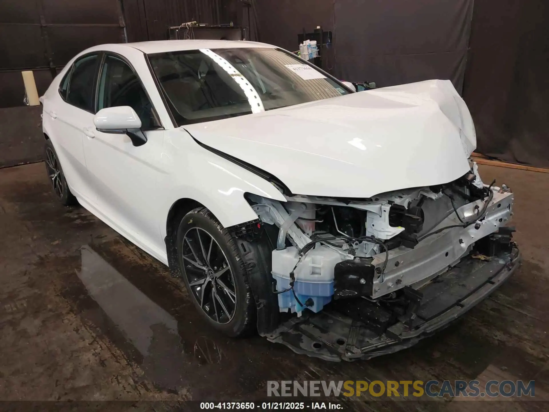 1 Photograph of a damaged car 4T1G11BK0PU106236 TOYOTA CAMRY 2023