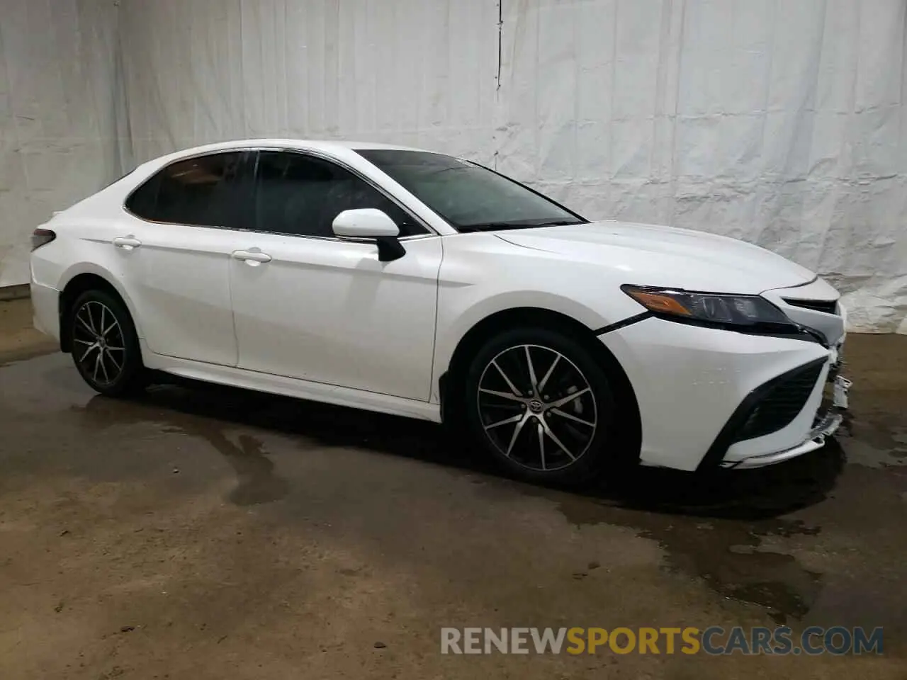 4 Photograph of a damaged car 4T1G11BK1PU097997 TOYOTA CAMRY 2023