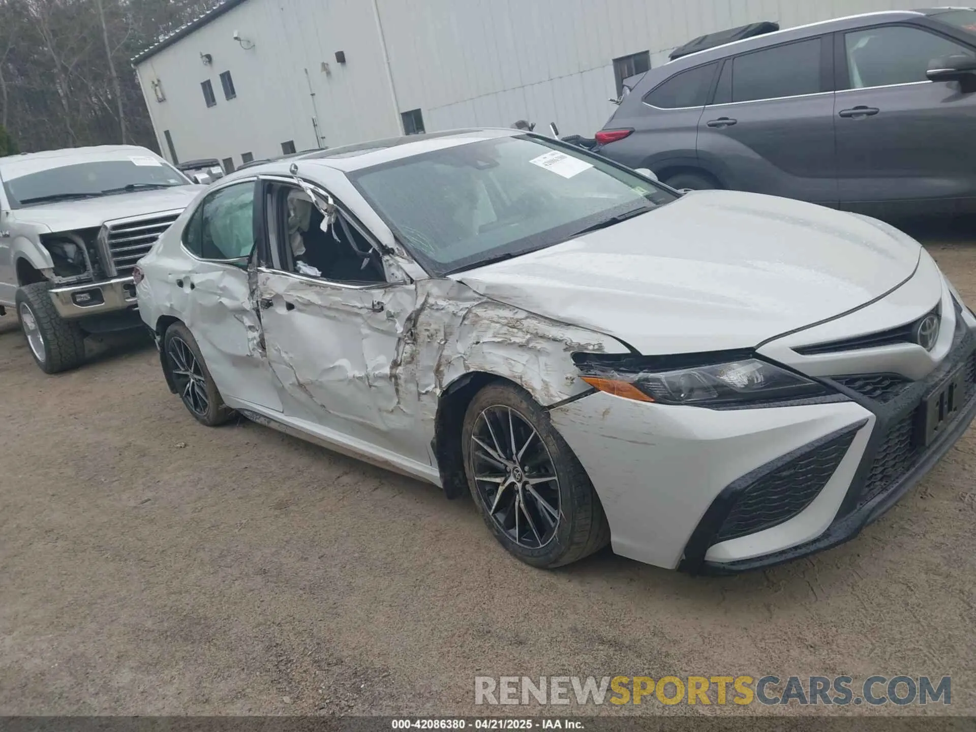 1 Photograph of a damaged car 4T1G11BK2PU103919 TOYOTA CAMRY 2023