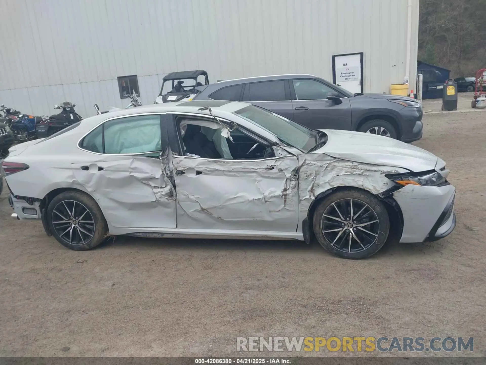 13 Photograph of a damaged car 4T1G11BK2PU103919 TOYOTA CAMRY 2023