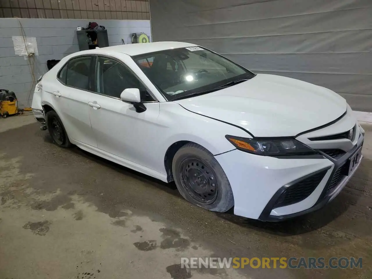 4 Photograph of a damaged car 4T1G11BK3PU089299 TOYOTA CAMRY 2023