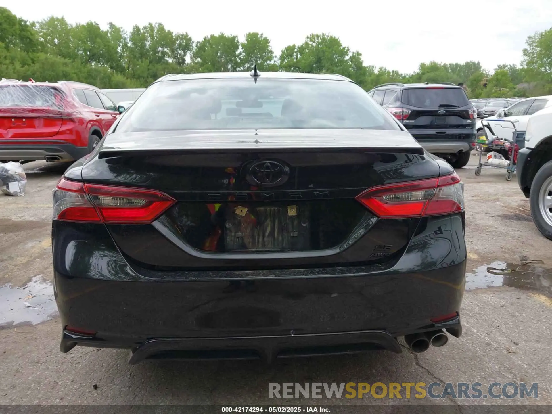 16 Photograph of a damaged car 4T1G11BK3PU103394 TOYOTA CAMRY 2023