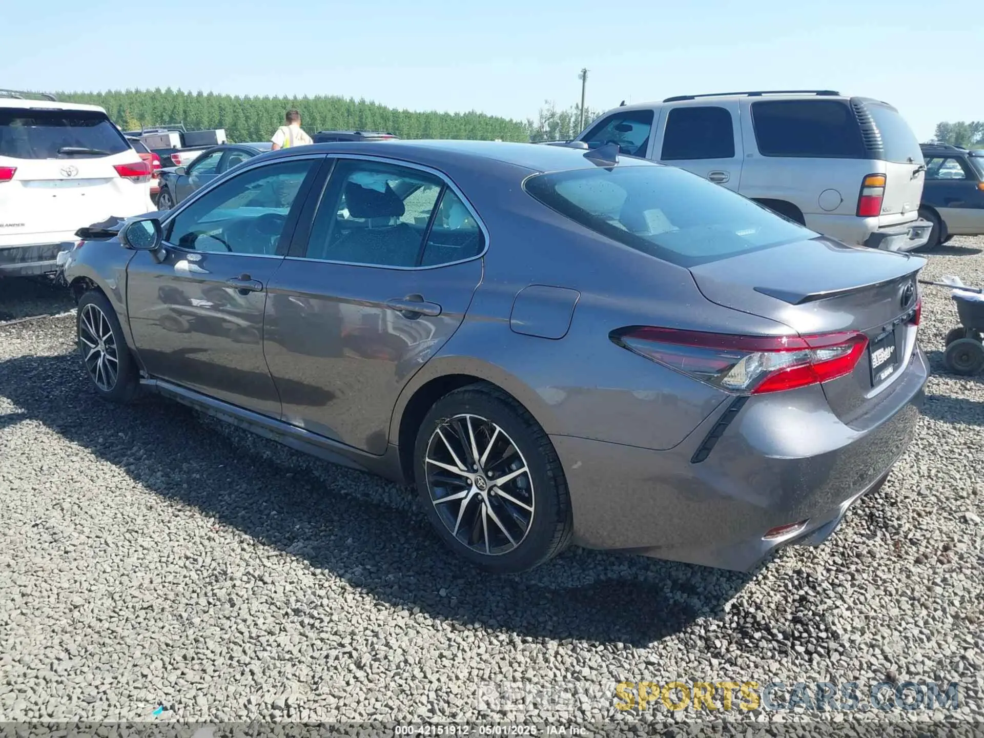 3 Photograph of a damaged car 4T1G11BK4PU077050 TOYOTA CAMRY 2023