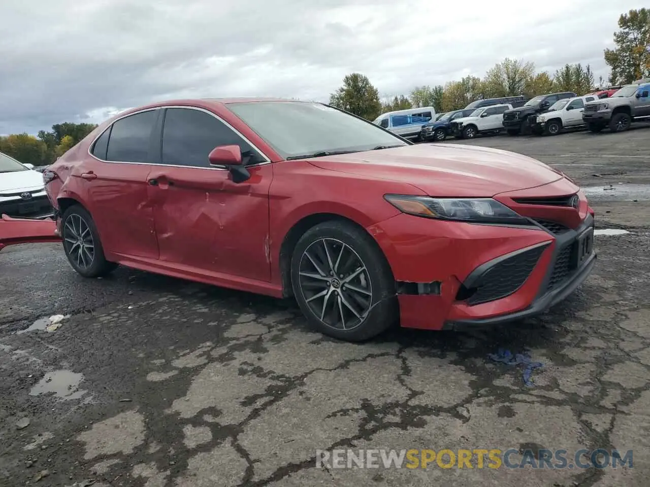 4 Photograph of a damaged car 4T1G11BK6PU075137 TOYOTA CAMRY 2023