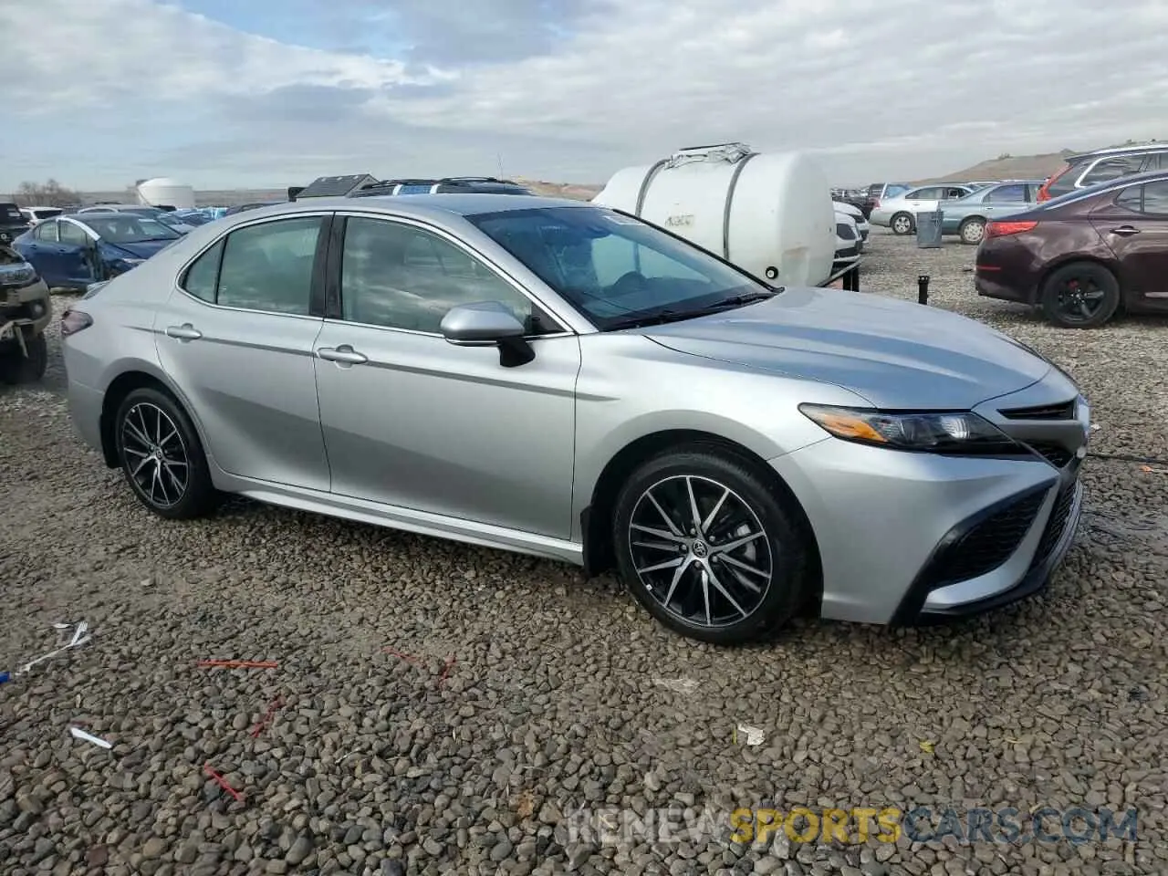 4 Photograph of a damaged car 4T1G11BK6PU097686 TOYOTA CAMRY 2023
