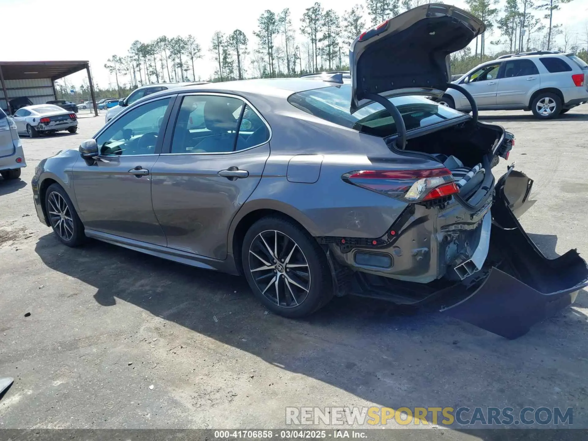 3 Photograph of a damaged car 4T1G11BK8PU080789 TOYOTA CAMRY 2023