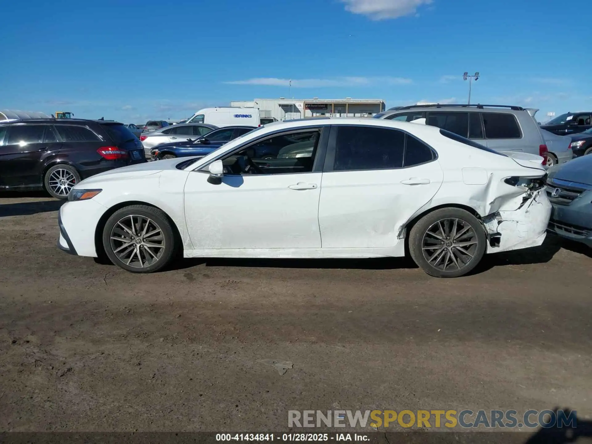 14 Photograph of a damaged car 4T1G11BK8PU084759 TOYOTA CAMRY 2023
