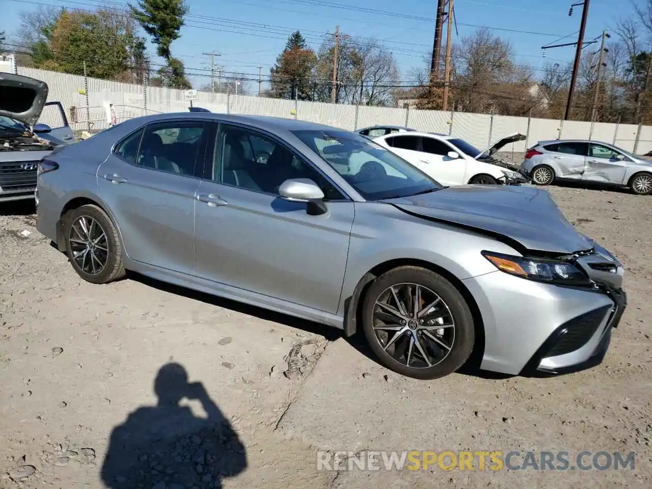 4 Photograph of a damaged car 4T1G11BK9PU075181 TOYOTA CAMRY 2023