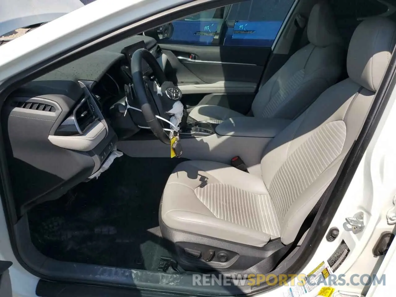 7 Photograph of a damaged car 4T1G11BK9PU092398 TOYOTA CAMRY 2023