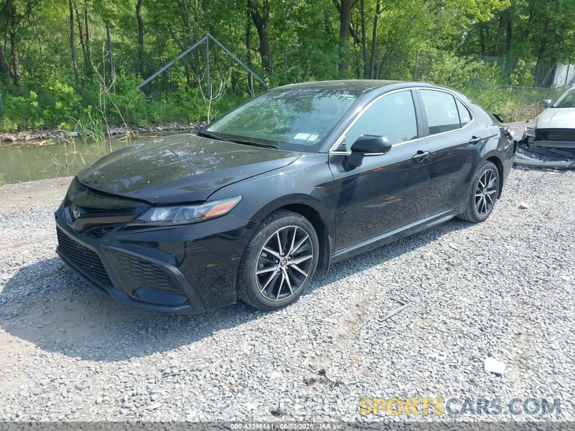 2 Photograph of a damaged car 4T1G11BKXPU101092 TOYOTA CAMRY 2023