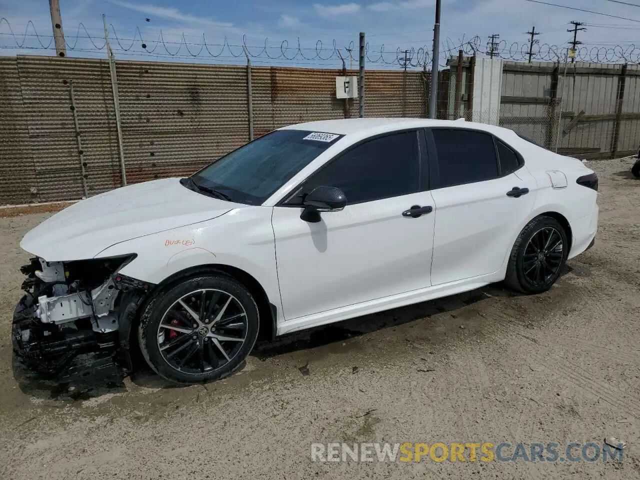 1 Photograph of a damaged car 4T1G31AK1PU600553 TOYOTA CAMRY 2023