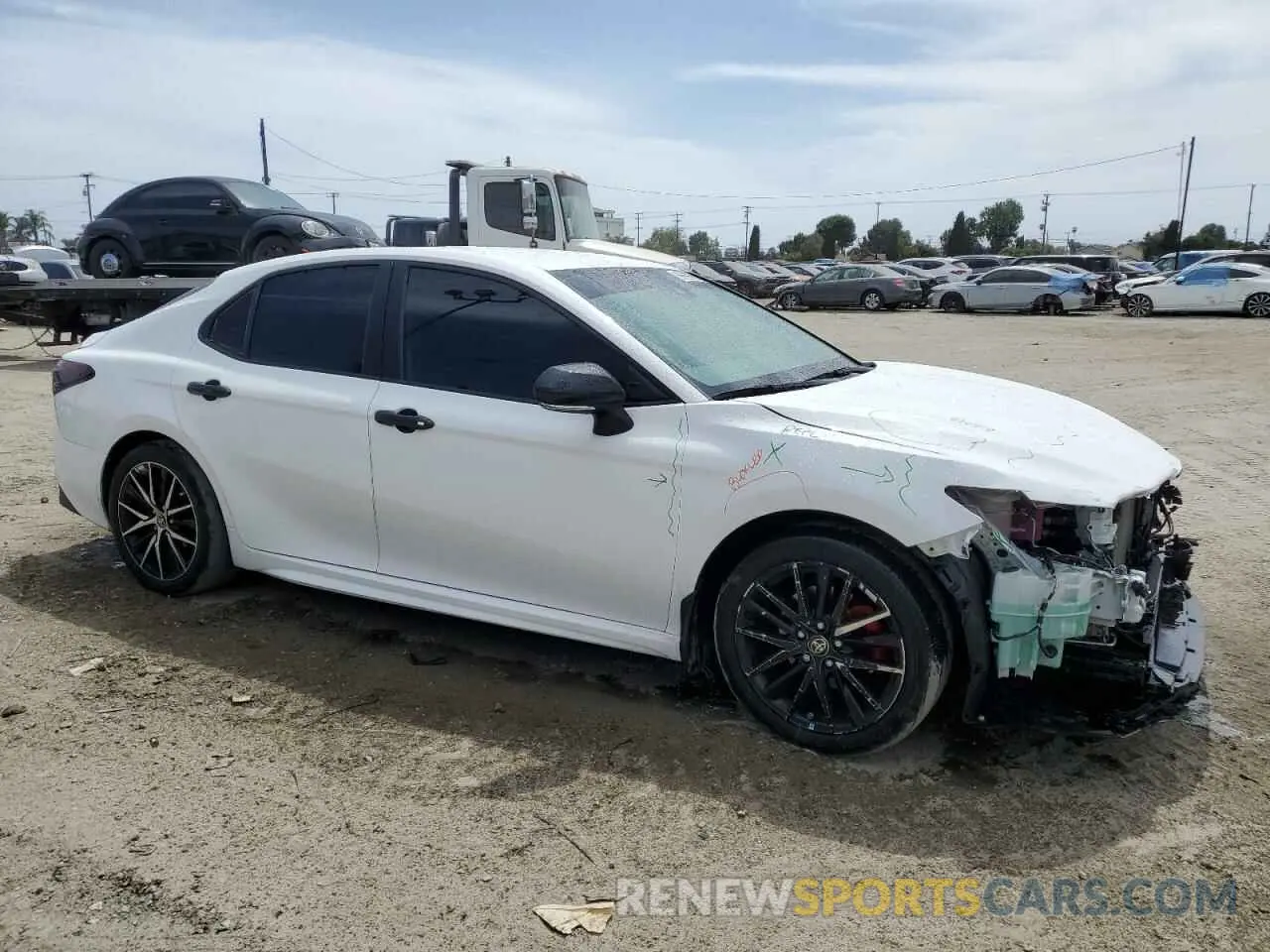 4 Photograph of a damaged car 4T1G31AK1PU600553 TOYOTA CAMRY 2023