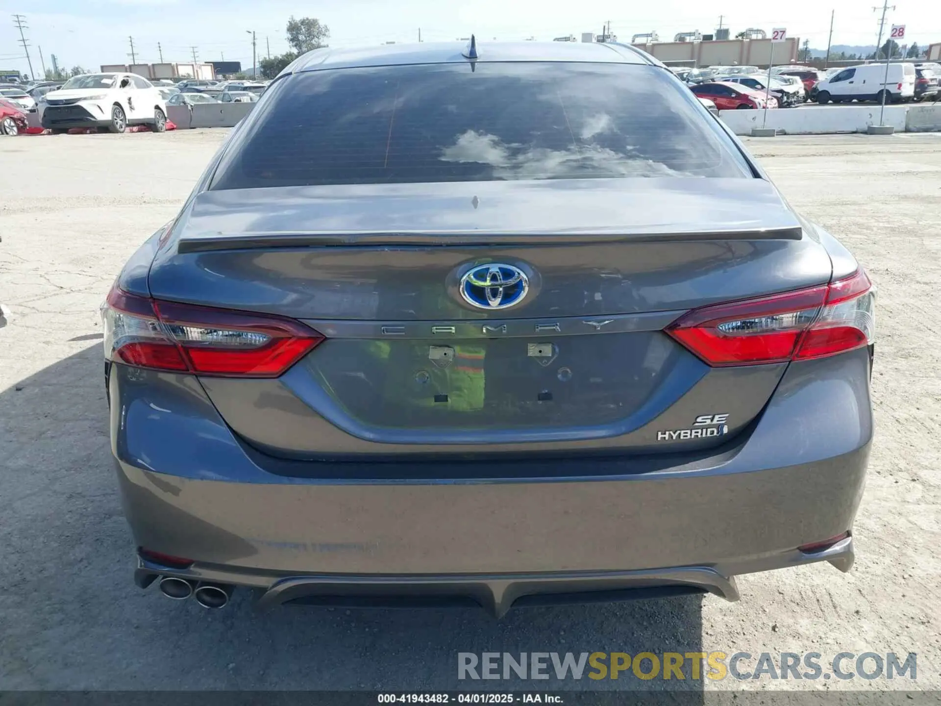 16 Photograph of a damaged car 4T1G31AK2PU608368 TOYOTA CAMRY 2023