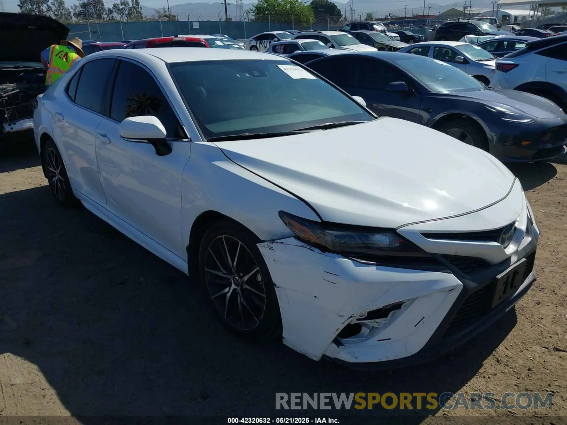 1 Photograph of a damaged car 4T1G31AK3PU606614 TOYOTA CAMRY 2023