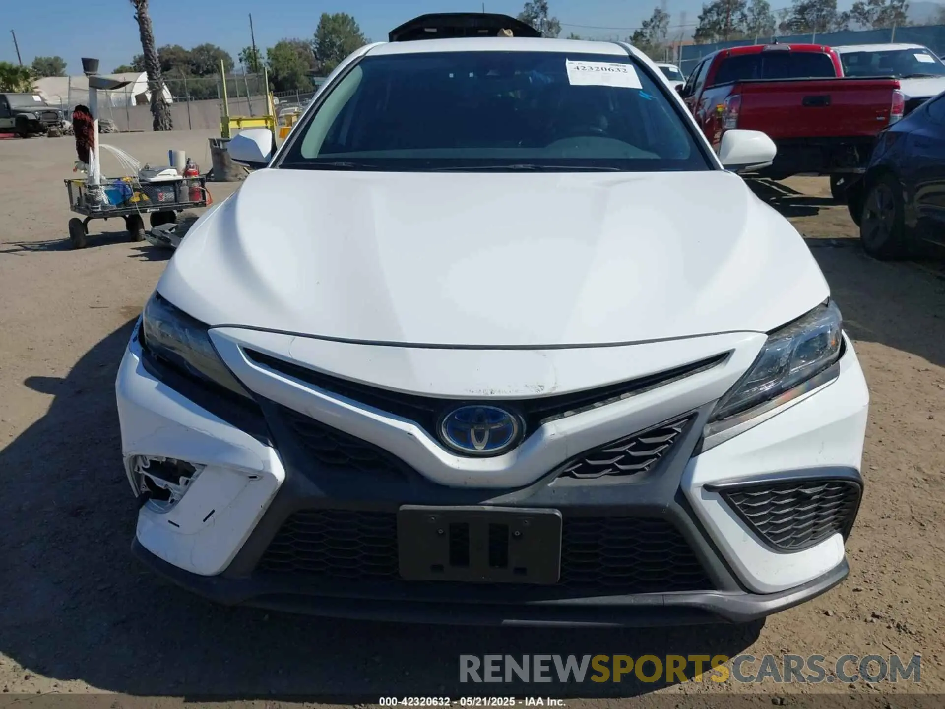 12 Photograph of a damaged car 4T1G31AK3PU606614 TOYOTA CAMRY 2023
