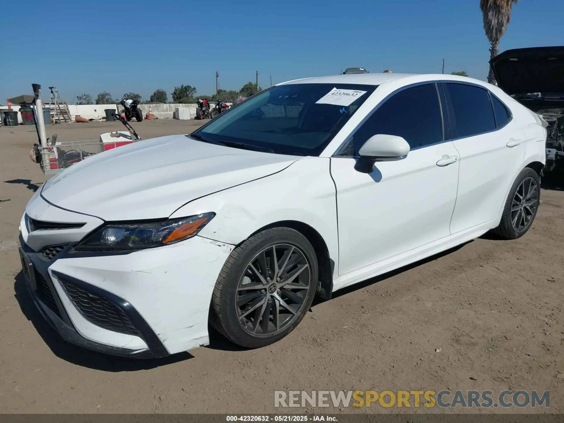 2 Photograph of a damaged car 4T1G31AK3PU606614 TOYOTA CAMRY 2023