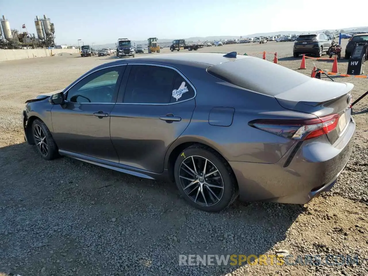 2 Photograph of a damaged car 4T1G31AK5PU602161 TOYOTA CAMRY 2023