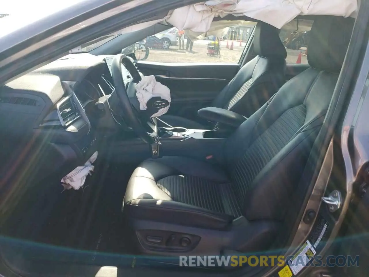 7 Photograph of a damaged car 4T1G31AK9PU616404 TOYOTA CAMRY 2023
