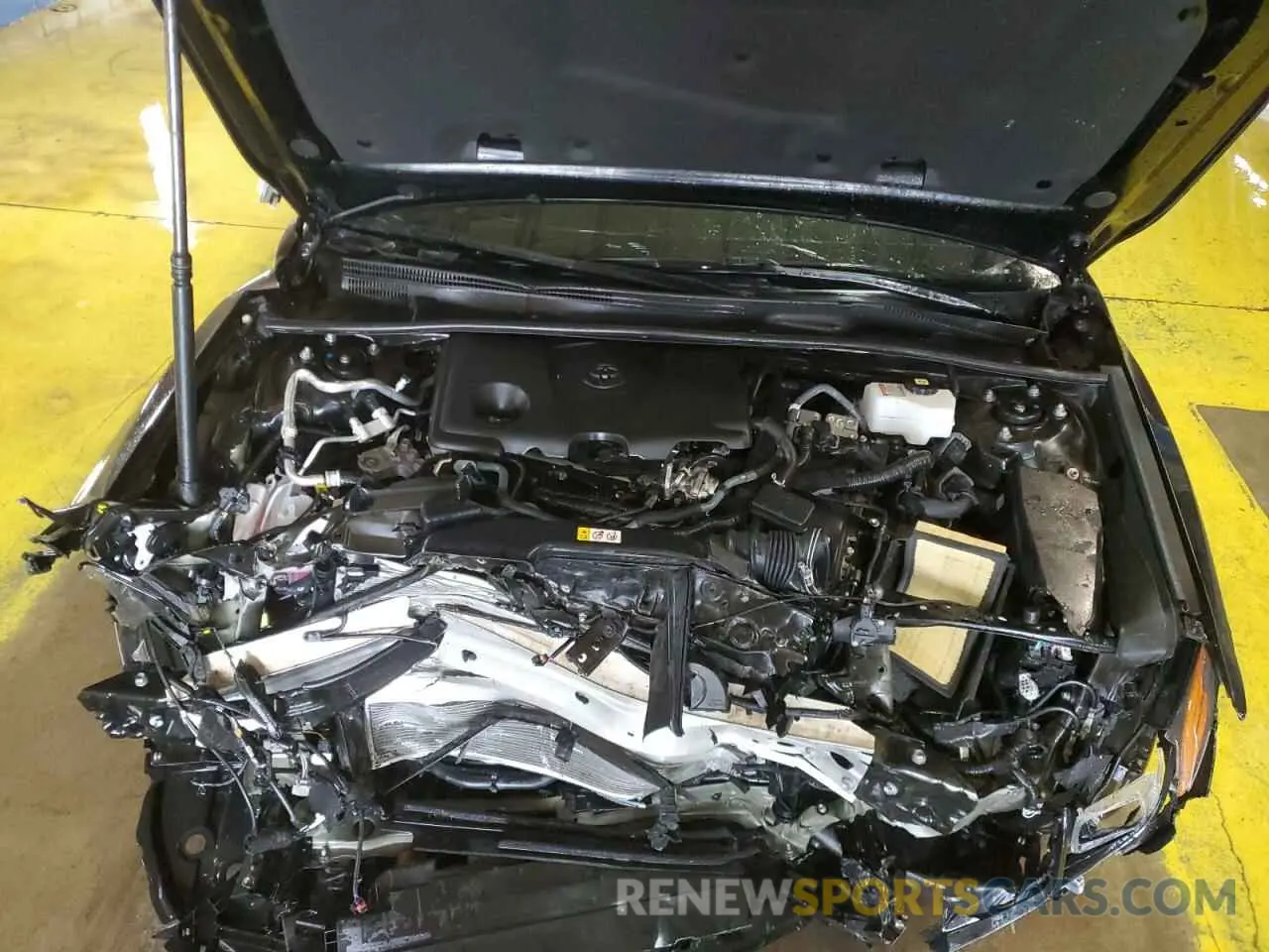11 Photograph of a damaged car 4T1G31AK9PU619867 TOYOTA CAMRY 2023