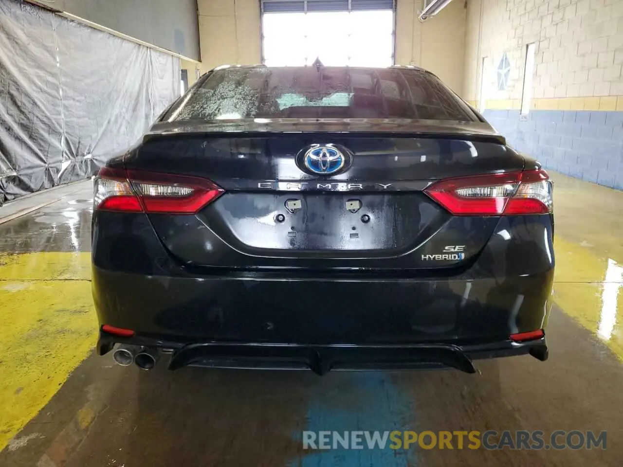 6 Photograph of a damaged car 4T1G31AK9PU619867 TOYOTA CAMRY 2023