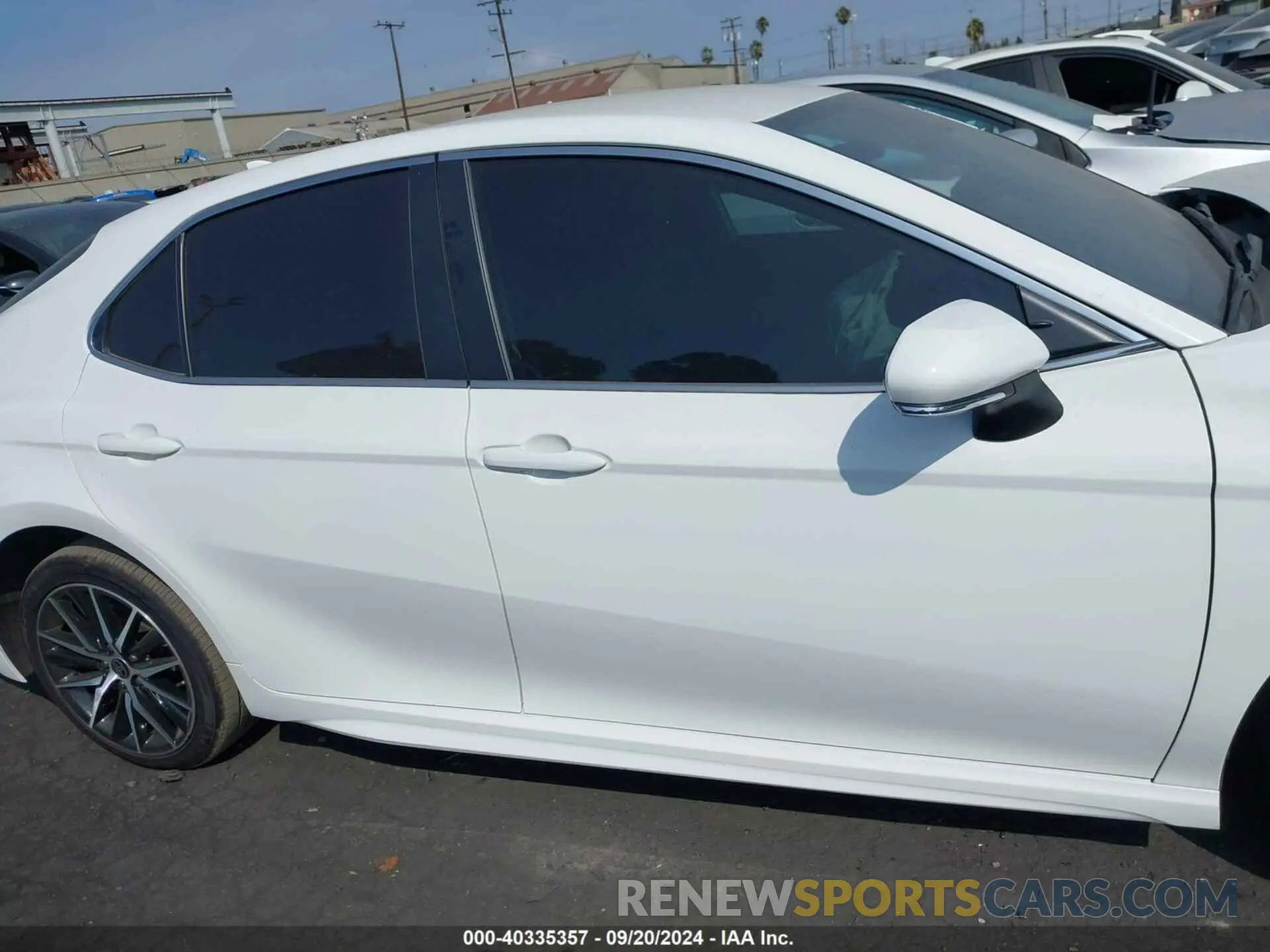 14 Photograph of a damaged car 4T1G31AKXPU609722 TOYOTA CAMRY 2023