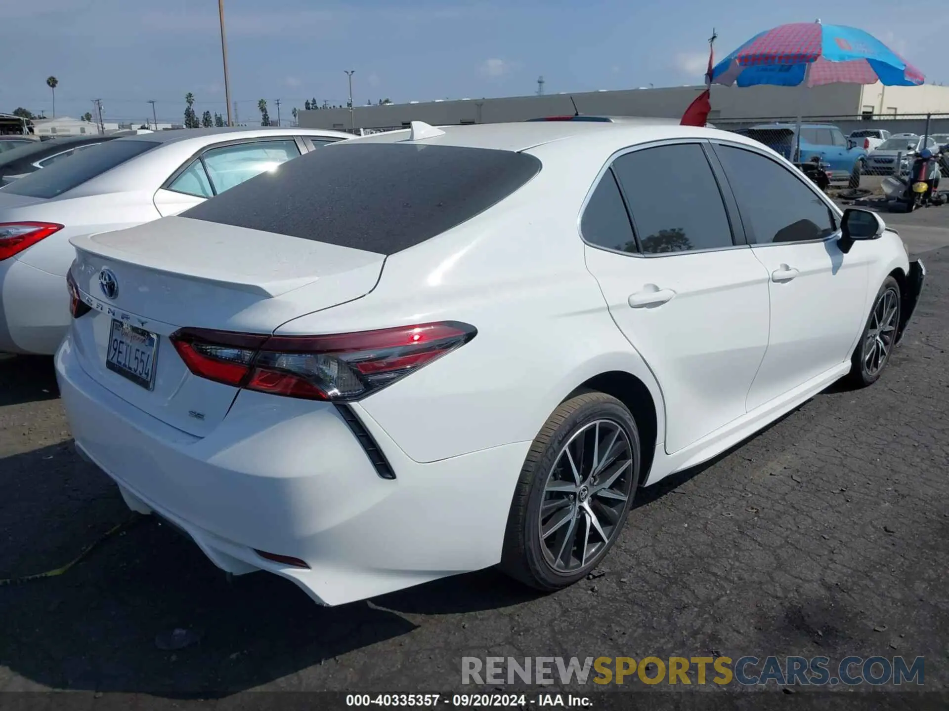 4 Photograph of a damaged car 4T1G31AKXPU609722 TOYOTA CAMRY 2023