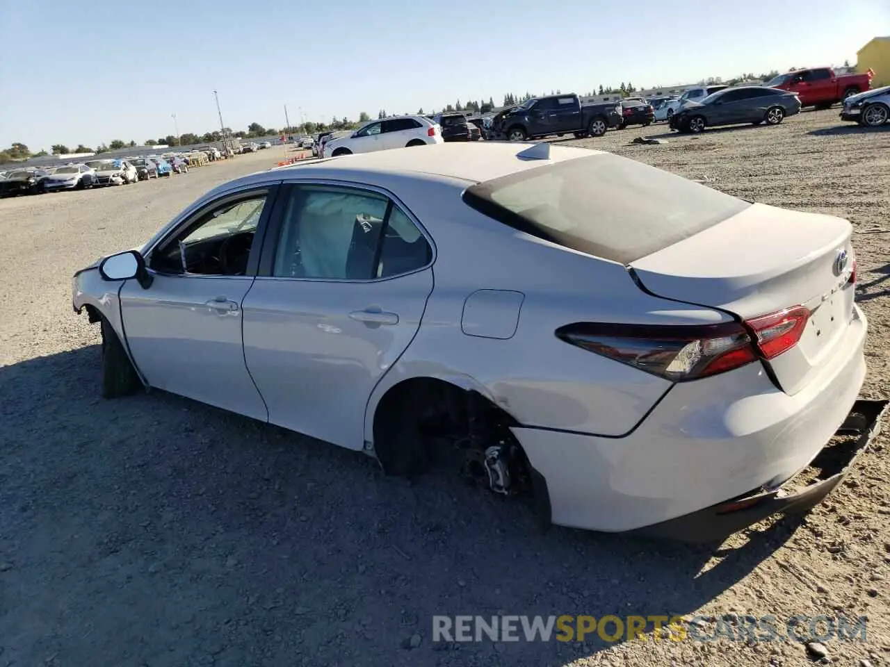 2 Photograph of a damaged car 4T1H31AKXPU052962 TOYOTA CAMRY 2023