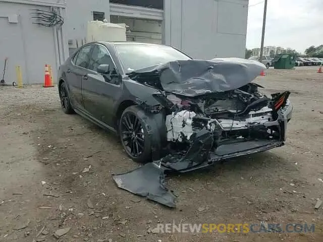 10 Photograph of a damaged car 4T1K31AK3PU616845 TOYOTA CAMRY 2023