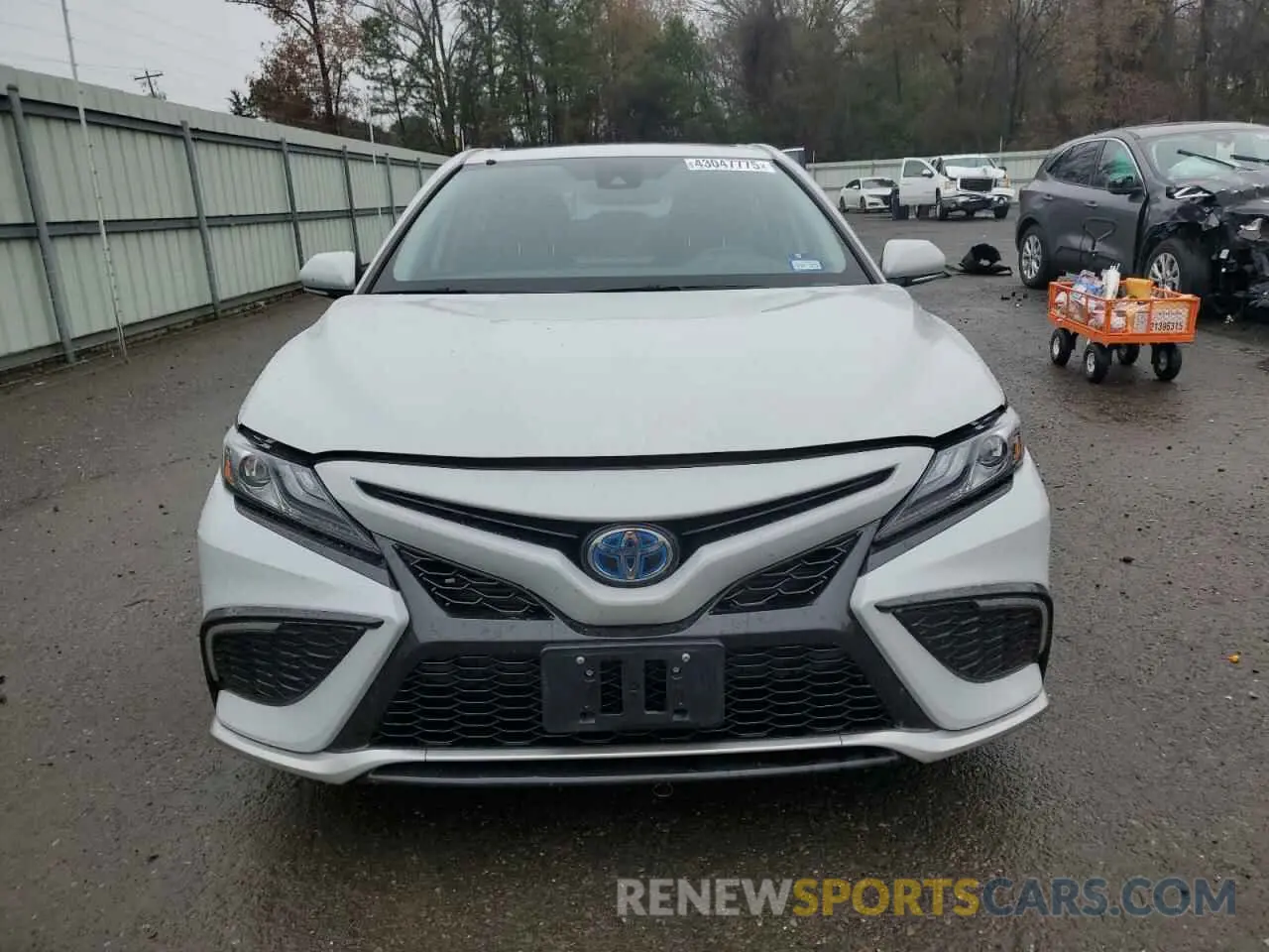 5 Photograph of a damaged car 4T1K31AK4PU047195 TOYOTA CAMRY 2023