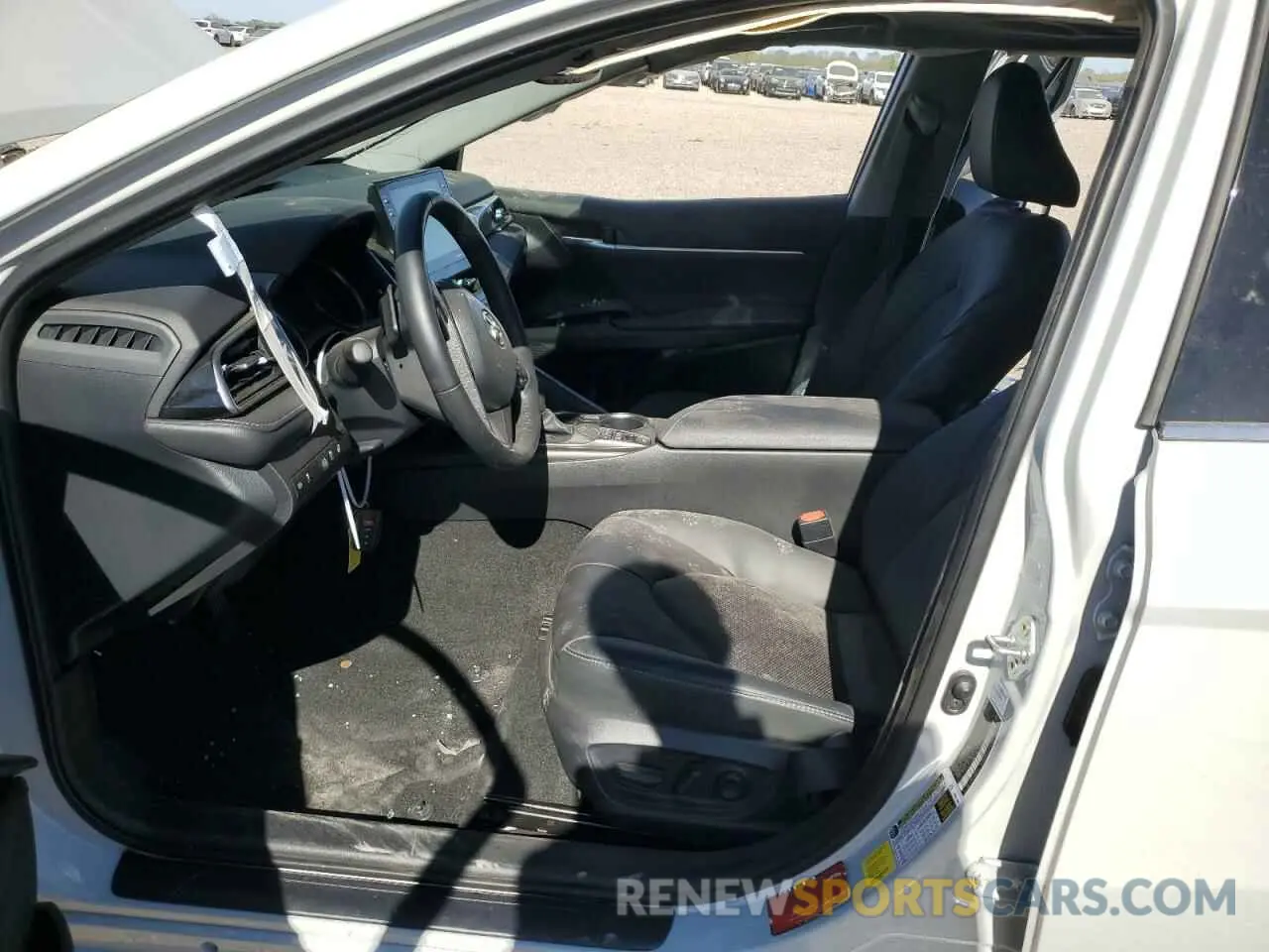 7 Photograph of a damaged car 4T1K31AK4PU058830 TOYOTA CAMRY 2023