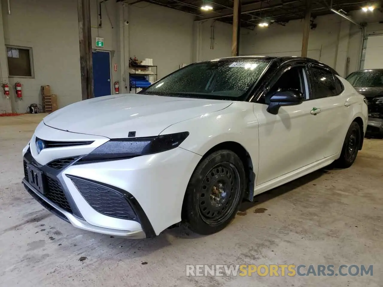 1 Photograph of a damaged car 4T1K31AK5PU046752 TOYOTA CAMRY 2023